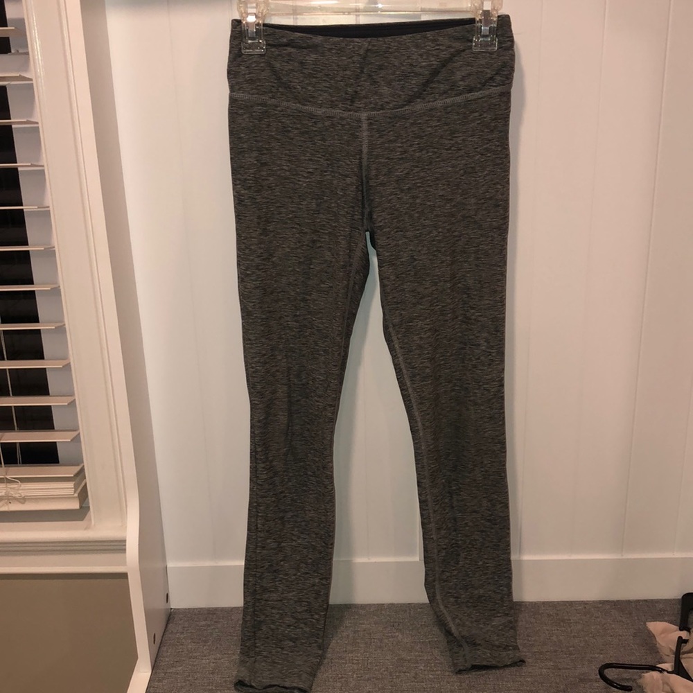 Size small new balance light grey leggings